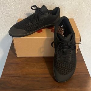 VIVOBAREFOOT Shoes (NWB) - Stealth III / Obsidian Black, Textile